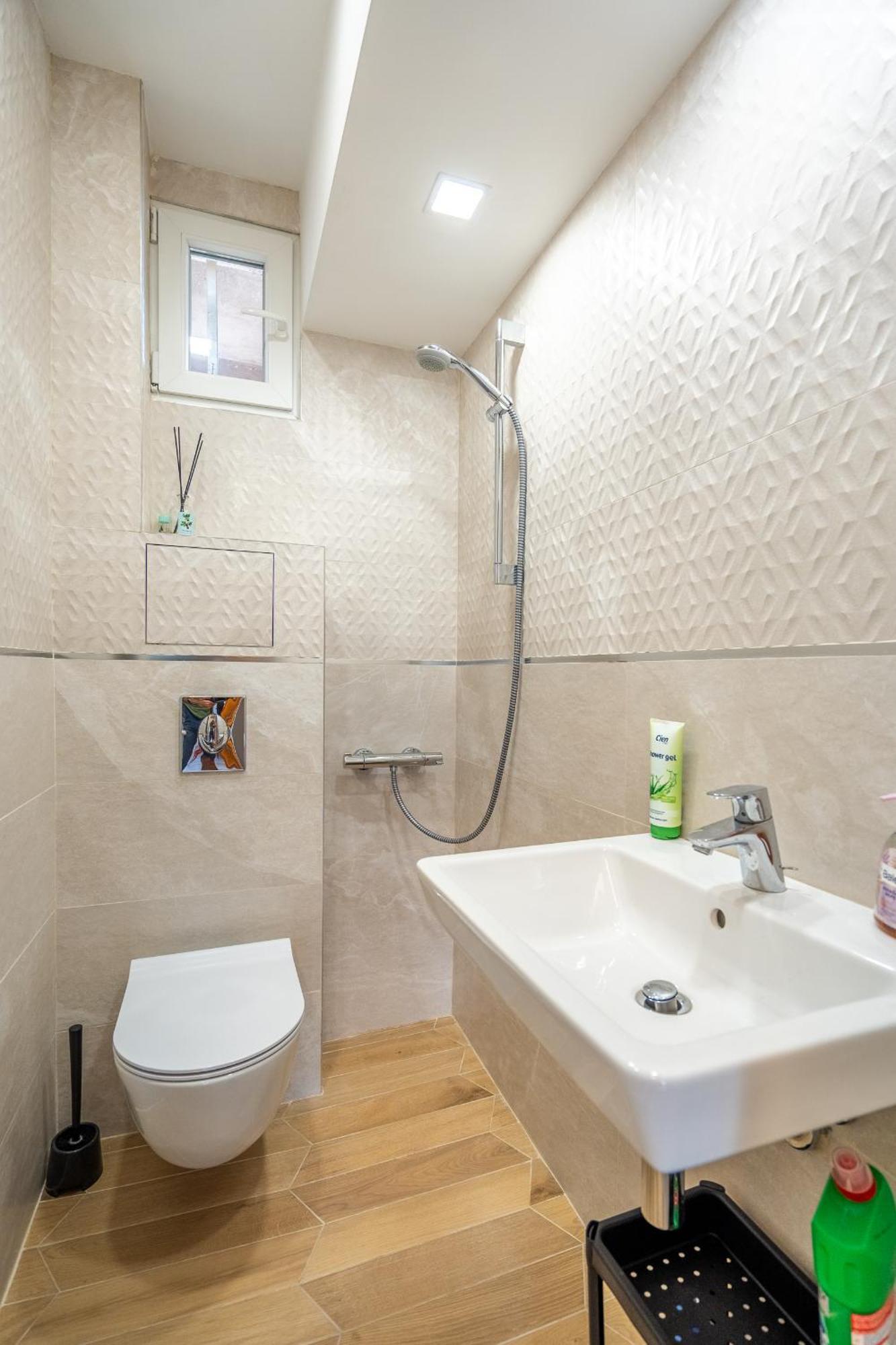 Downtown Apartment Eymi Sofie Exteriér fotografie